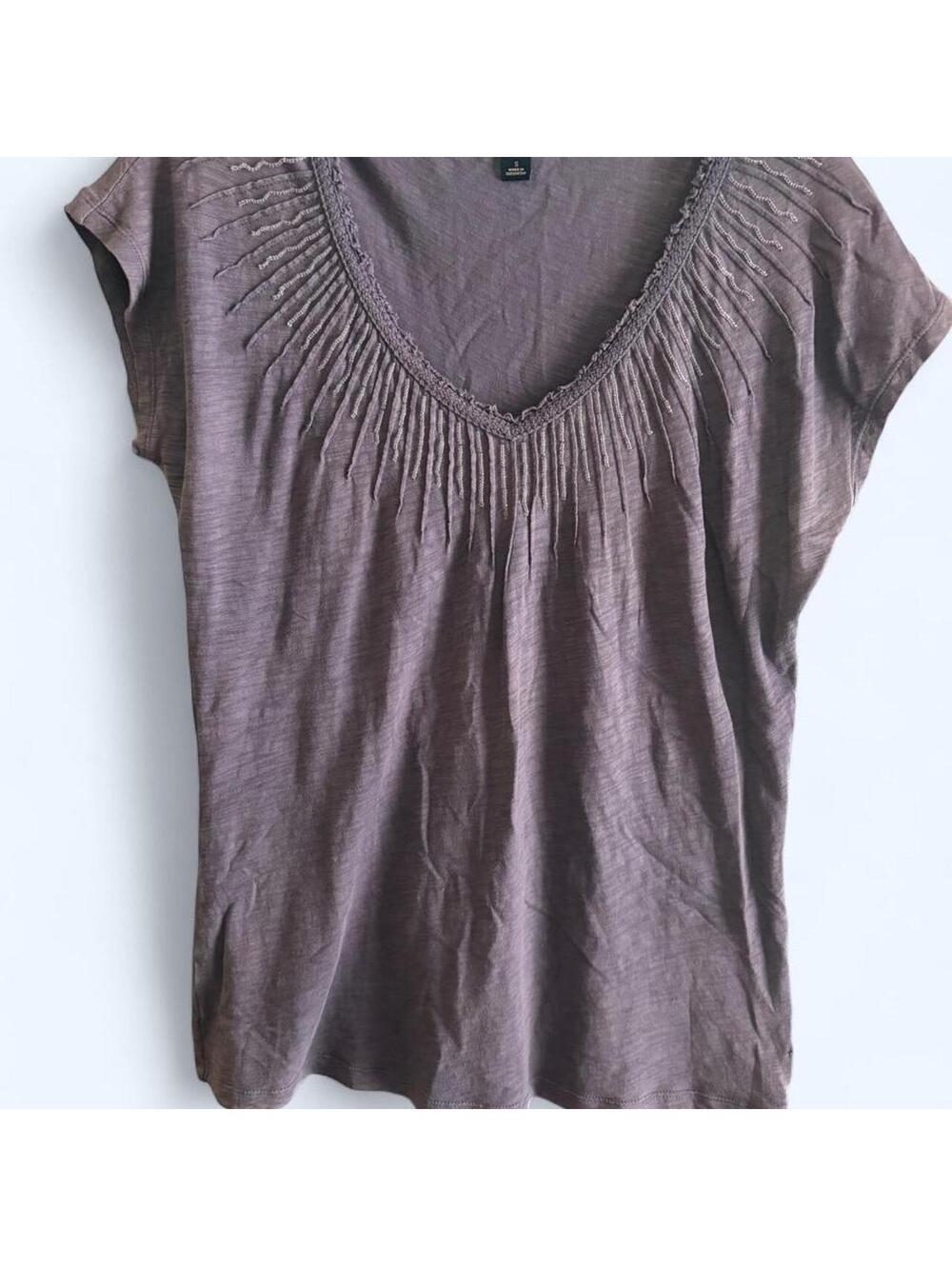 Banana Republic purple blouse